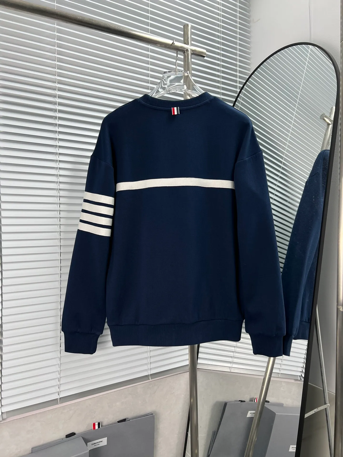 THOM BROWNE 2023 /AW 🔥 ， ， ， ， Quality ， Classic Classic ：Black Blue White Sizes：12345
